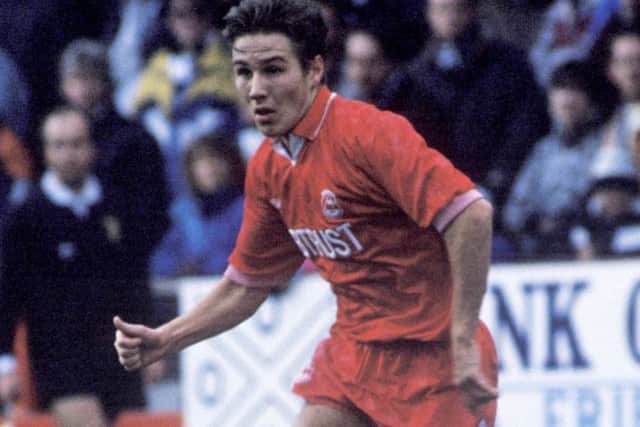 19/10/91
Dunfermline v Aberdeen
Eoin Jess in action for Aberdeen