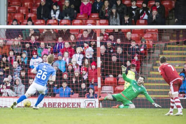 St Johnstone's Liam Craig scores a last minute penalty to equalise. Picture: SNS