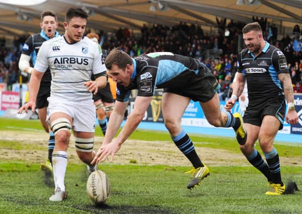 Mark Bennett's try is disallowed after he drops the ball over the line for Glasgow Warriors. Picture: Paul Devlin/SNS/SRU