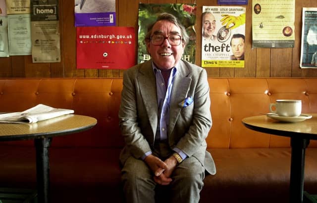 Ronnie Corbett.
