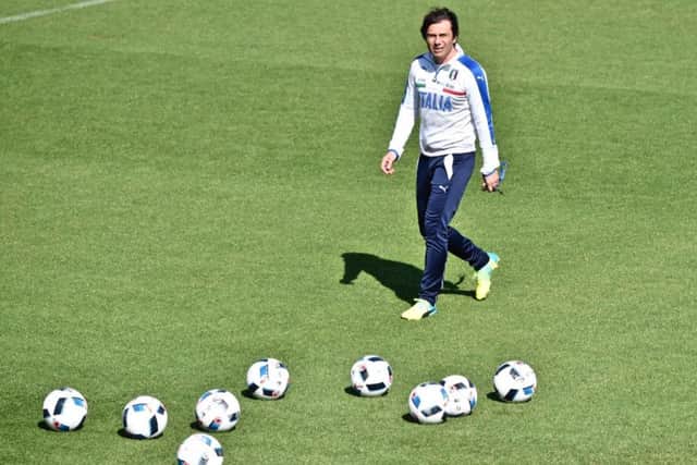 Italy coach Antonio Contes decision to quit for Chelsea has gone down badly