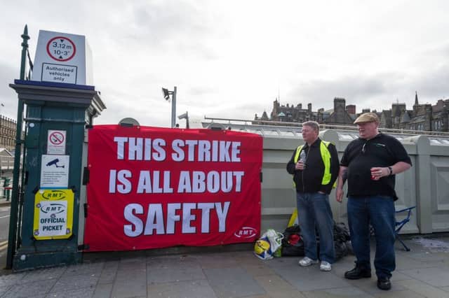 The picket line at Waverley Station. Picture: Steven Scott Taylor