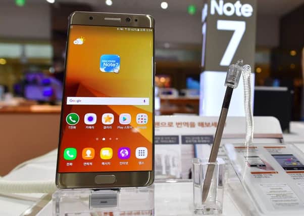 Smartphone Galaxy Note 7 is recalled after reports of exploding. AFP/Getty Images