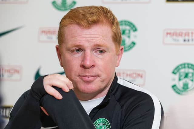 Hibernian manager Neil Lennon wants the undivided attention of his players. Picture: SNS.