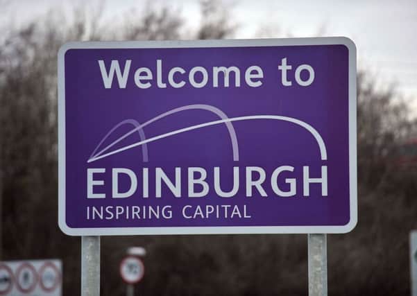 Welcome to Edinburgh sign.