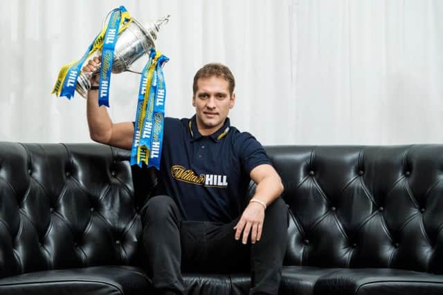 Stiliyan Petrov is hoping for a stronger Rangers to give Celtic a sterner challenge.