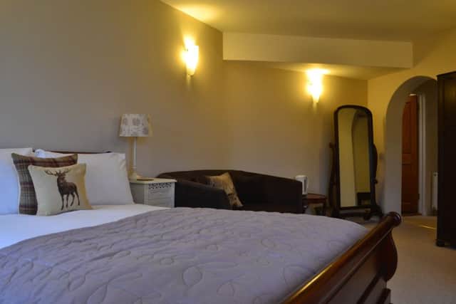 Jura Hotel bedroom
