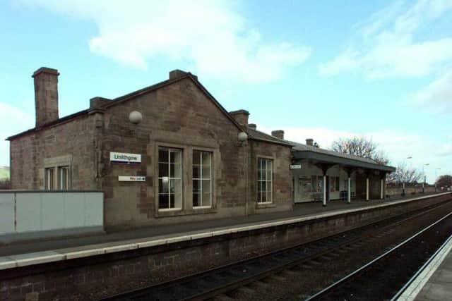 Linlithgow station in 1998. Picture: TSPL