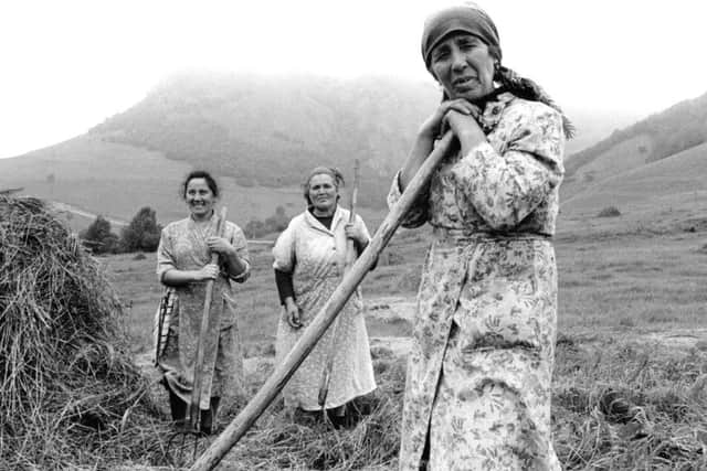 An image from the set Women Workers, Russia, 1989 by Franki Raffles