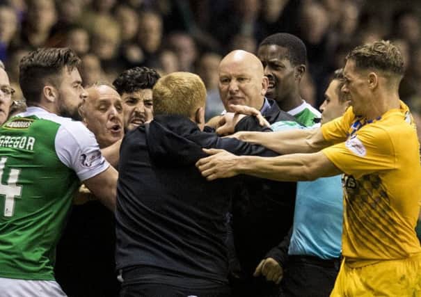 There were reports of a square go challenge when rival managers Jim Duffy and Neil Lennon had a difference of opinion at the recent Hibs v Morton match.