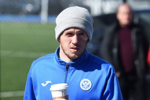 Boyhood Hibs fan Danny Swanson will join the Easter Road club this summer
