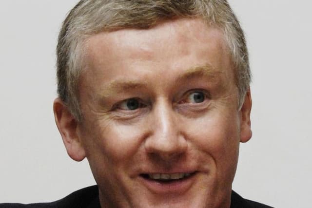 Fred Goodwin Rbs Fred Goodwin avoids day in court as RBS agree settlement terms
