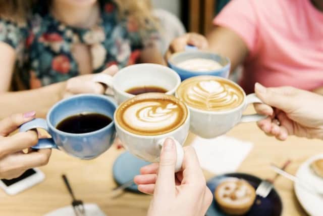 Fast food outlets and sandwich shops are becoming more popular places to drink coffee.