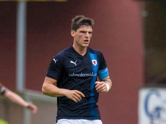 Raith Rovers captain Ross Callachan is to join Hearts