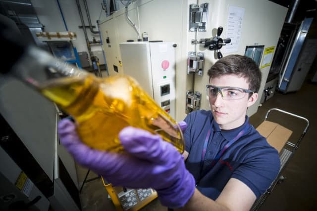 Leonardo defence lab shines light on whisky bottling
