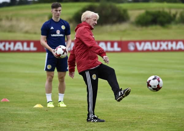 Gordon Strachan trains with his Scotland squad ahead of the clash with Malta. Picture: SNS.