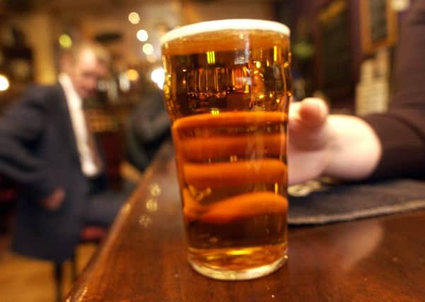 Airlines have called for a ban on early morning alcohol sales at airports.