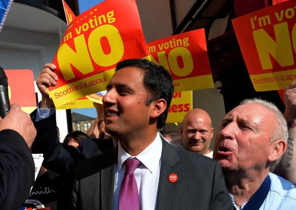Anas Sarwar campaigns during the 2014 Scottish independence referendum. Mark Runnacles/Getty Images)