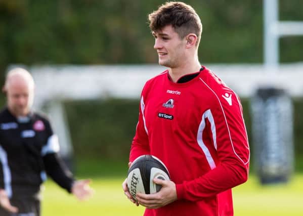 Magnus Bradbury is now back in full training and focusing on the visit of Ospreys after being stripped of the Edinburgh captaincy. Picture: SNS/SRU