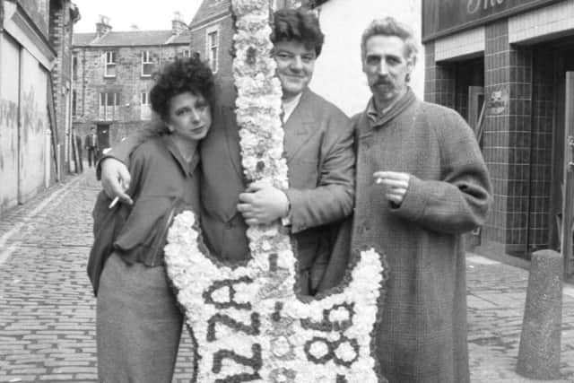 Actors Katy Murphy and Robbie Coltrane with John Byrne to publicise Tutti Frutti in 1987 (Photo: TSPL)