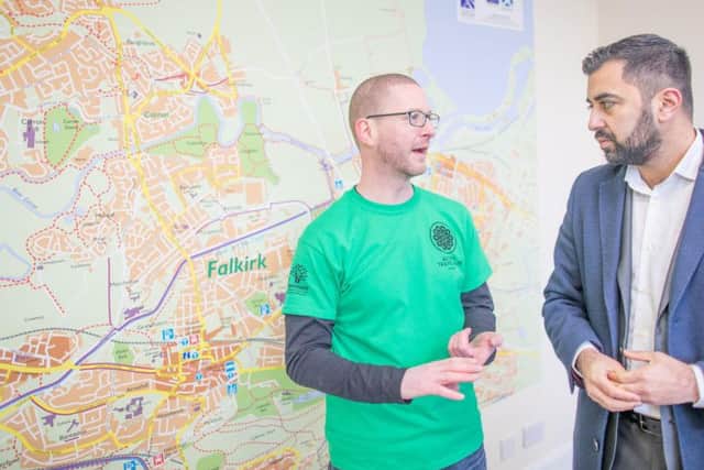 Falkirk Active Travel Hub co-ordinator Ray Burr shows Humza Yousaf the network. Picture: Falkirk Active Travel Hub