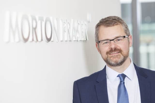Chris Harte draws an analogy between law
firms and pubs in the ways both have
been forced to adapt to change