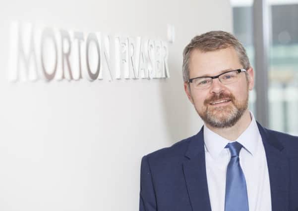 Chris Harte draws an analogy between law
firms and pubs in the ways both have
been forced to adapt to change