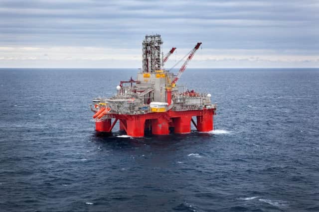 brukt i Origo desember 2014
brukt i Origo juni 2015
Norwegian energy giant Statoil has announced that a new discovery in the North Sea could contain in the range of 25 to 130 million barrels of oil, a photo of Transocean Spitsbergen, the rig that drilled the well. The image is from an earlier operation on the Norwegian Continental Shelf.