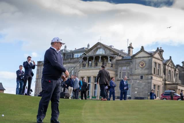 Costantino Rocca tries to recreate his famous 1995 putt. Picture: Kenny Smith
