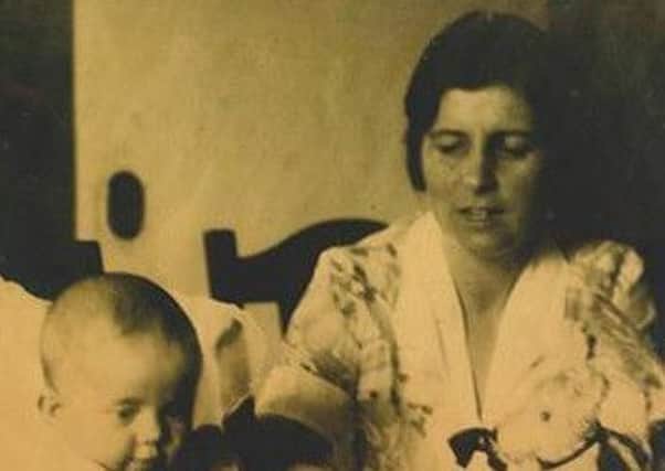 Mamie Martin and her baby daughter Margaret in Malawi in the 1920's.