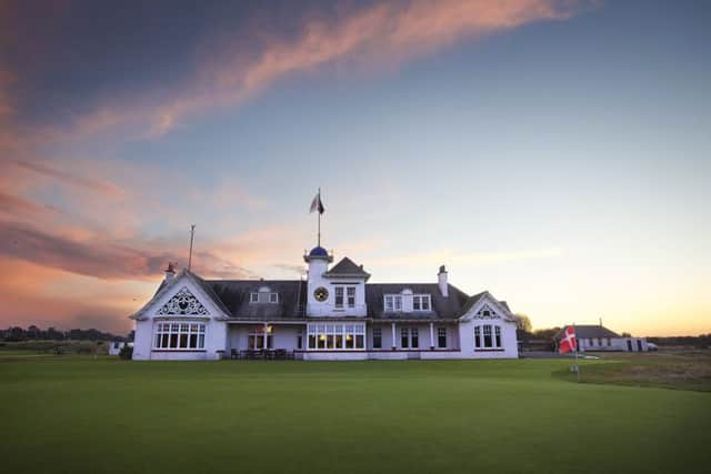 Panmure Golf Club has voted to admit women as members.