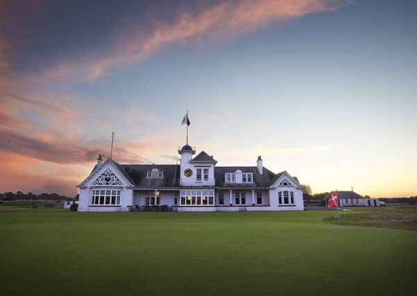Panmure Golf Club has voted to admit women as members.
