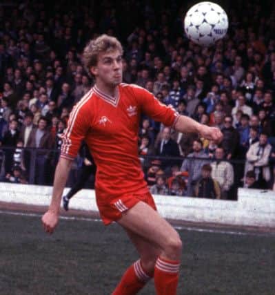 Neale Cooper in action for Aberdeen in 1982. Picture: SNS Group