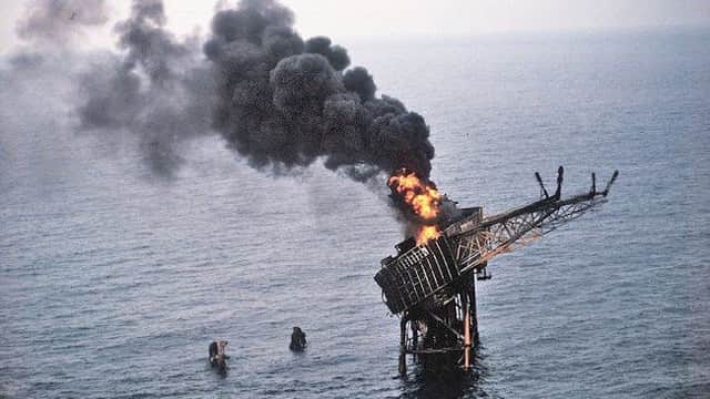 An explosion on the Piper Alpha oil platform in 1988 killed 167 people