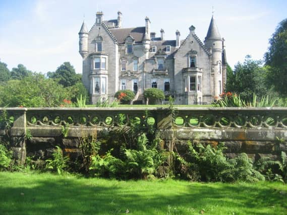 Overtoun House, near Milton