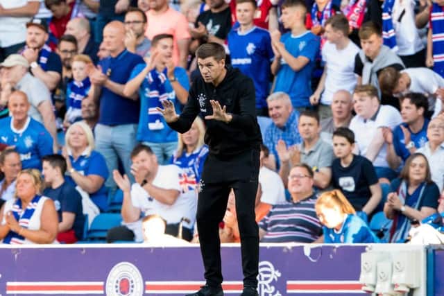 Rangers manager Steven Gerrard instructs his team. Picture: SNS/Ross Parker