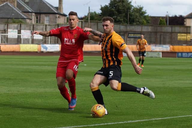 New Linlithgow signing Kevin McKinlay