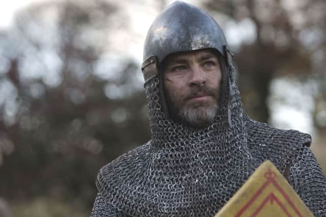 Chris Pine stars as Robert the Bruce in the Netflix film Outlaw King (Picture: Netflix)