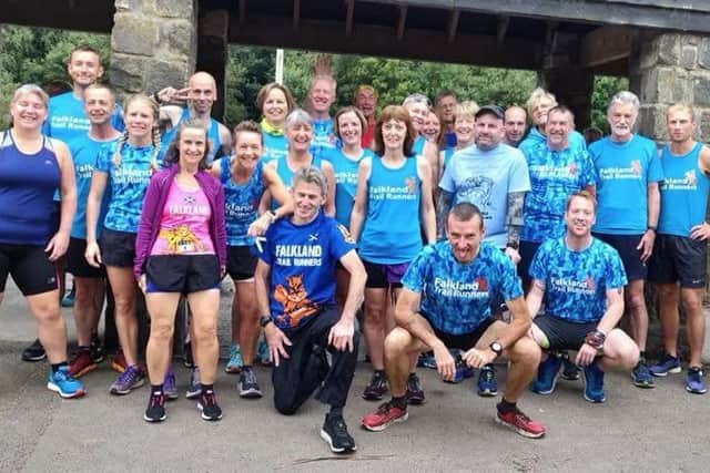 The large turn out of Falkland Trail Runners at the St Andrews parkrun.