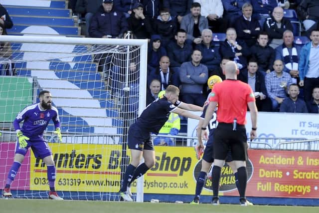 Andy Ryan got the better of Scott Harrison for the opener. Picture Michael Gillen.