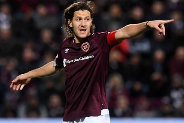 31/10/18 LADBROKES PREMIERSHIP
HEARTS V HIBERNIAN (0-0)
TYNECASTLE PARK - EDINBURGH
Peter Haring in action for Hearts