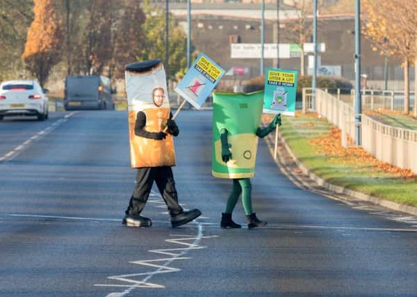 Keep Scotland Beautiful launch new roadside litter campaign.  Image by: Malcolm McCurrach Thu, 24, November, 2016 |  Â© Malcolm McCurrach 2016 |  New Wave Images UK |  All rights Reserved. picturedesk@nwimages.co.uk | www.nwimages.co.uk | 07743 719366