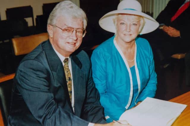 Dawn and Albert Dolbec at their wedding in 1994. Picture: SWNS