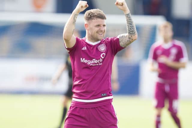 Bobby Linn celebrates. Pic: SNS/Kenny Smith