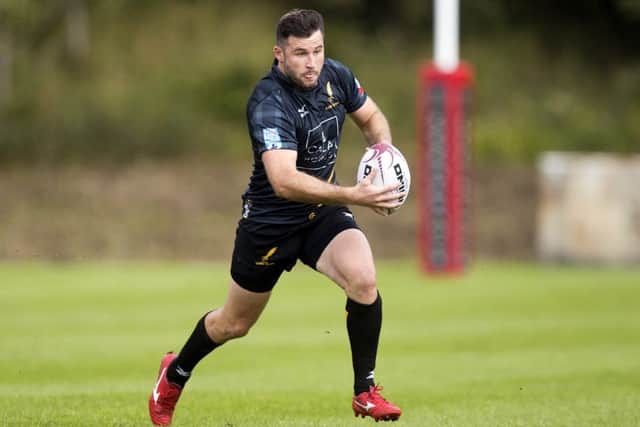 Joe Reynolds in action for Currie. Pic: SNS/SRU/Graham Stuart