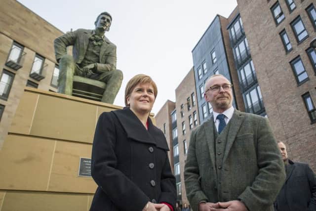 Sculptor Andy Scott with First Minister Nicola Sturgeon. Picture: John Devlin
