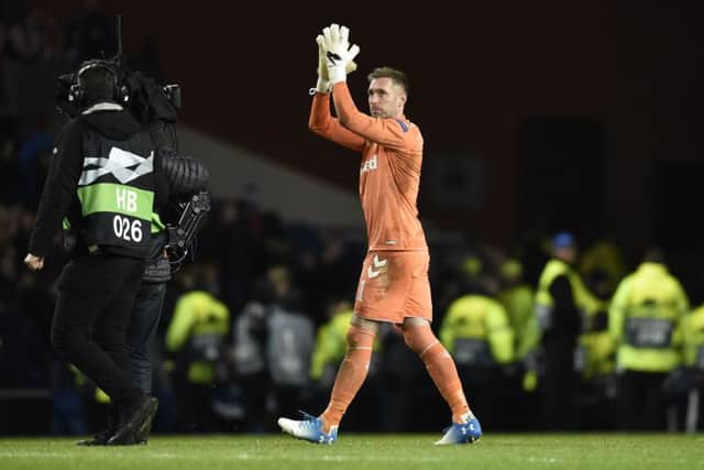 Rarely tested in goal but flapped at one cross and his poor kick-out led to Rapid's winner. (5/10)