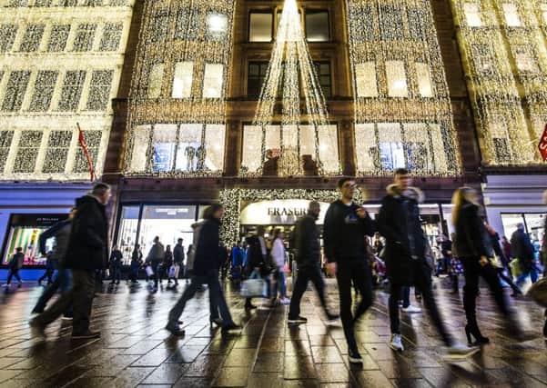 Retailers can no longer rely on Christmas trading to make up for revenue lost earlier in the year, a report suggests, as shopper numbers on the high street continued to dwindle in December despite big discounts being offered.