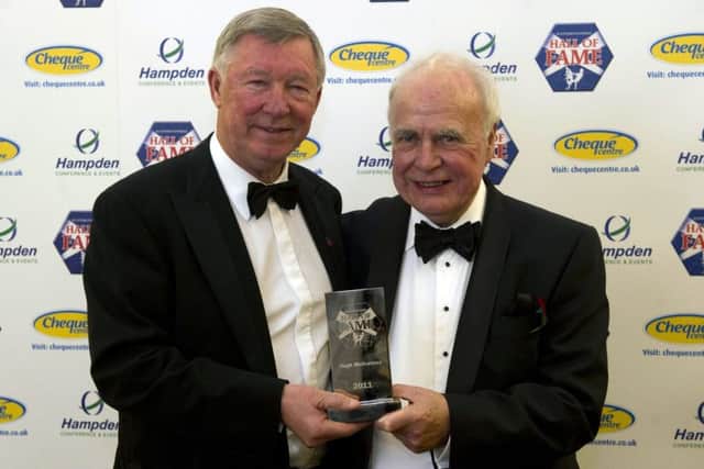 Hugh McIlvanney is inducted into the Scottish Football Hall of fame by his friend Sir Alex Ferguson in 2011. Picture: SNS