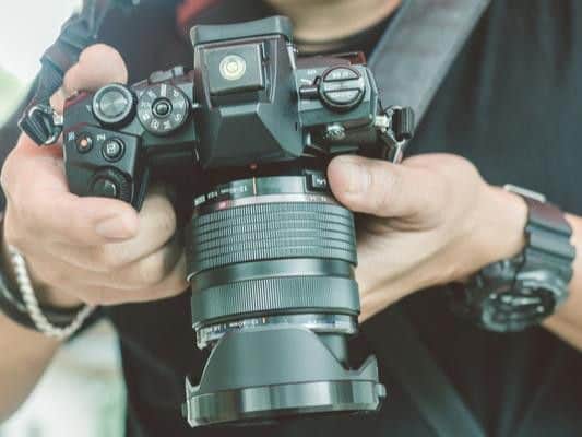 "Our bread and butter is academic photography ranging from toddlers in nursery groups to university graduation ceremonies, as well as the Armed Forces and Corporate Photography." Apply: https://bit.ly/2EjKCKd